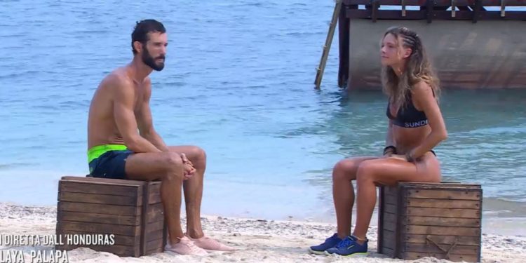 Artur Dainese e Greta Zuccarello all'Isola dei Famosi 2024 (Foto: Screenshot)