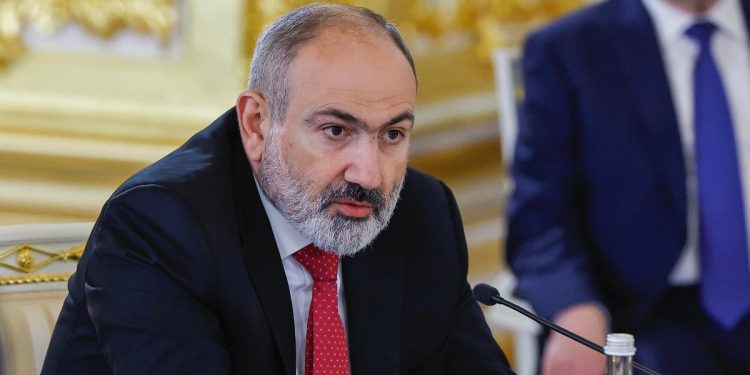 Nikol Pashinyan, primo ministro dell'Armenia (Foto Ansa 2024 EPA/EVGENIA NOVOZHENINA / POOL)