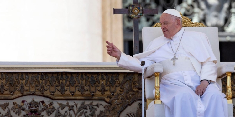 Papa Francesco, Vaticano