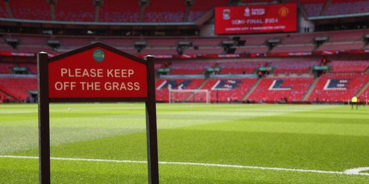 Il prato dello stadio di Wembley (Foto ANSA)