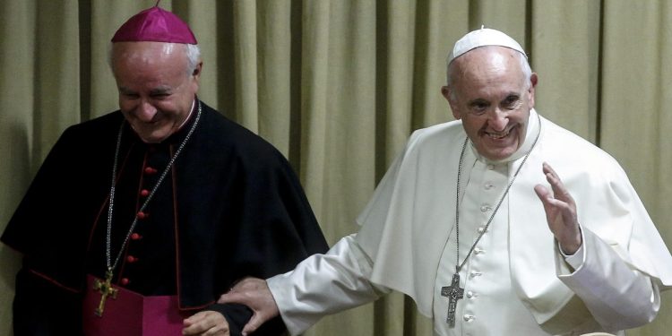 Papa Francesco e mons. Paglia