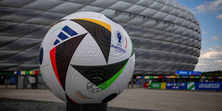 pallone Euro 2024 Europei