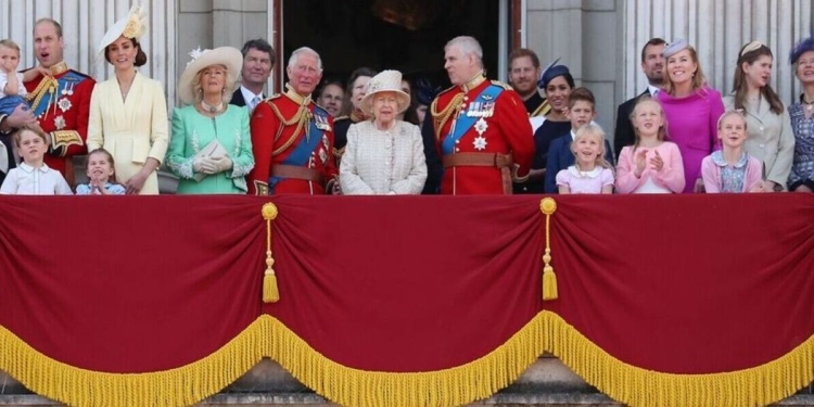 Trooping the colour 2024 chi ci sarà al balcone