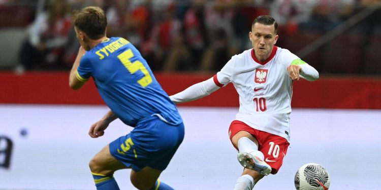 Piotr Zielinski con la Polonia (Foto ANSA)