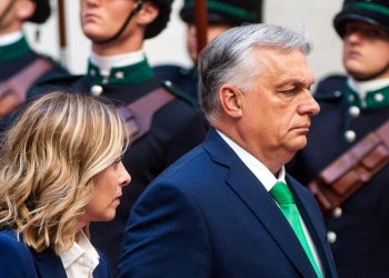 Giorgia Meloni, presidente del Consiglio, con Viktor Orbán, premier dell'Ungheria (Ansa)