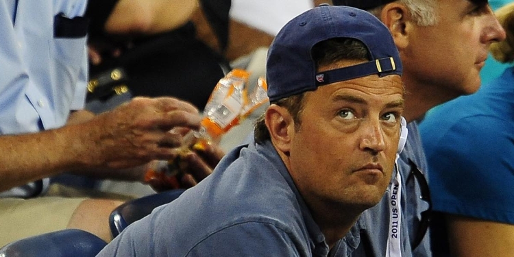 Matthew Perry agli US Open 2011 (Foto Ansa EPA/ANDREW GOMBERT)