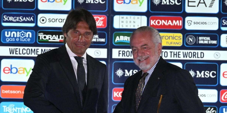 Calciomercato Napoli - La presentazione di Antonio Conte come nuovo allenatore del Napoli (Foto ANSA)