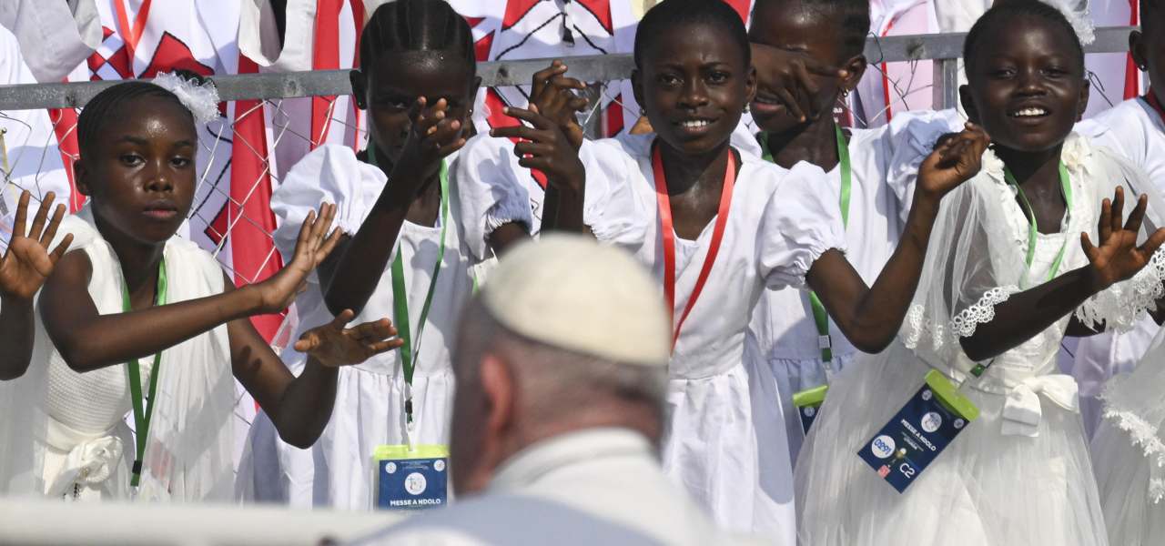 Papa Francesco in Congo, nel febbraio 2023 (Ansa)