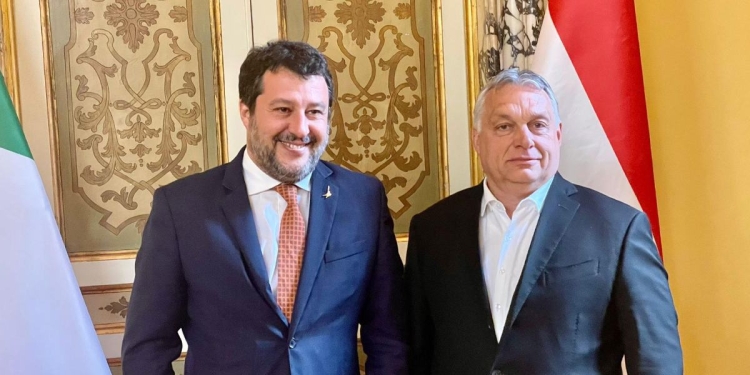 Salvini con Orban