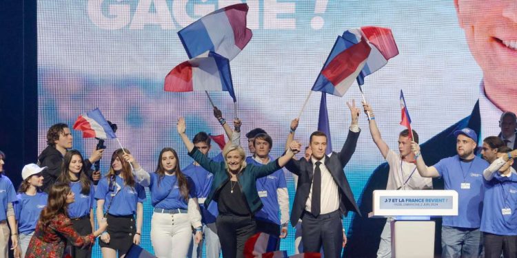 RN in Francia: Le Pen con Bardella