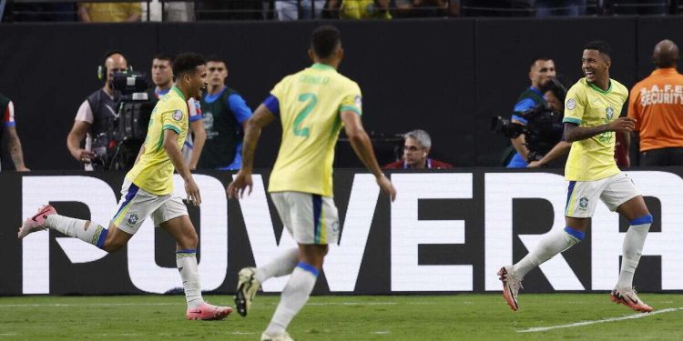 Savio in gol con il Brasile in Copa America 2024 (Foto ANSA)