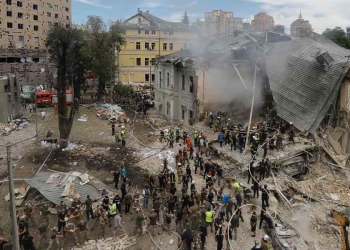 Attacco missilistico all'ospedale pediatrico Okhmadyt di Kiev, Ucraina (Foto Ansa 2024 EPA/SERGEY DOLZHENKO)