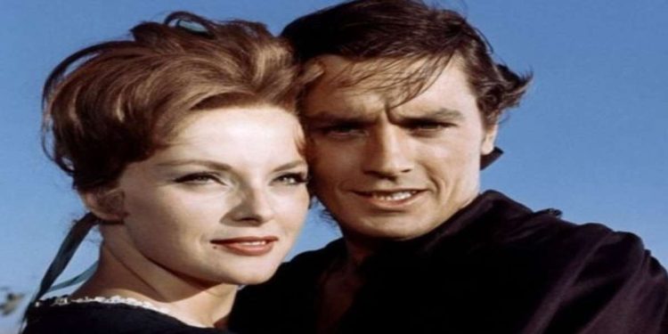 Virna Lisi e Alain deon in una scena del film nel pomeriggio di Rete 4 (Foto Web)