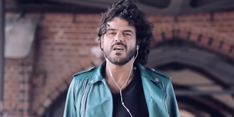 Francesco Renga nel suo video musicale "Il mio giorno più bello del mondo"