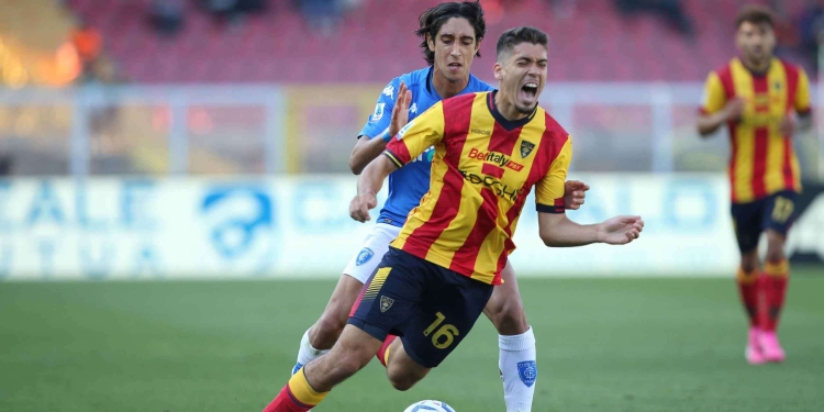 Joan Gonzalez, centrocampista del Lecce (Foto ANSA)