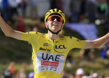 Tadej Pogacar sempre più leader del Tour de France 2024 (Foto ANSA)