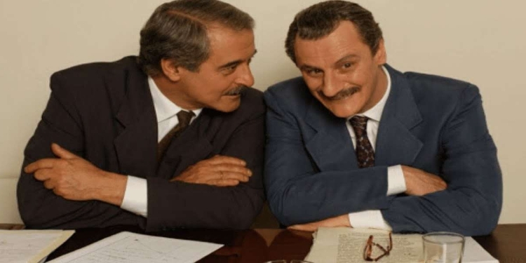 Ennio Fantastichini e Giorgio Tirabassi sono Falcone e Borsellino nel docufilm su Rete 4 (Foto Web)