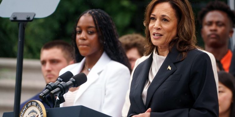 Kamala Harris, Usa