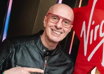 Morto Massimo Cotto, critico musicale e speaker di Virgin Radio