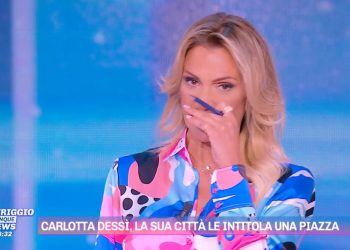 Simona Branchetti piange a Pomeriggio 5 News ricordando Carlotta Dessì