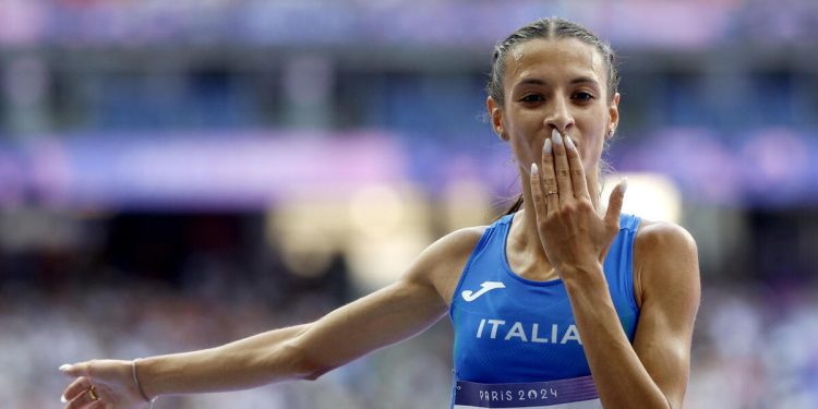 Nadia Battocletti dopo la semifinale dei 5000 alle Olimpiadi Parigi 2024 (Foto ANSA)