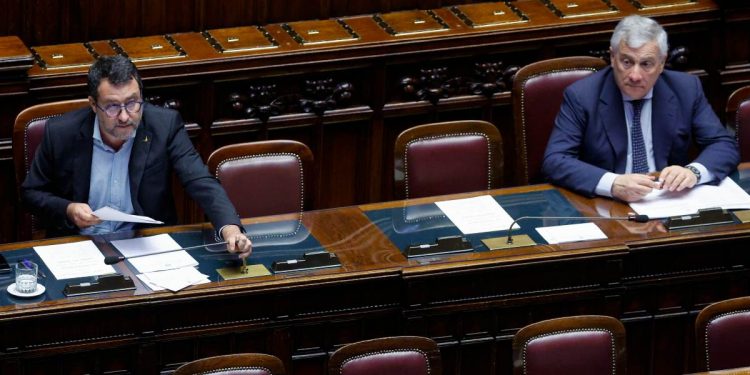 Salvini e Tajani in Parlamento