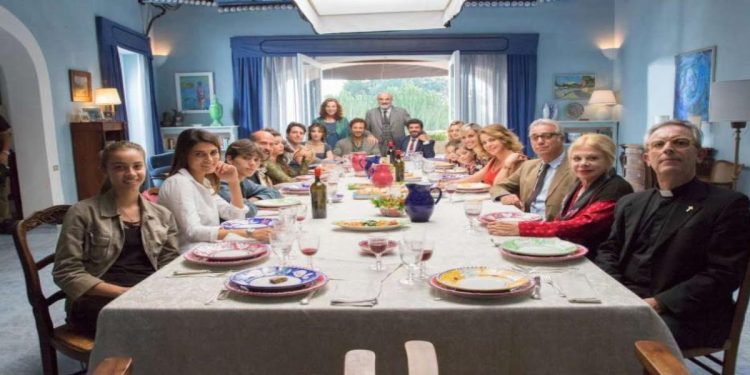 Il cast al completo del film in prima serata su Rai 1 (Foto Web)