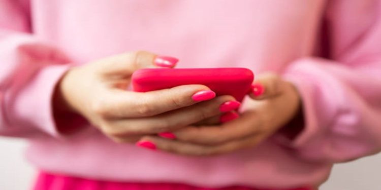 Barbie Phone Pexels