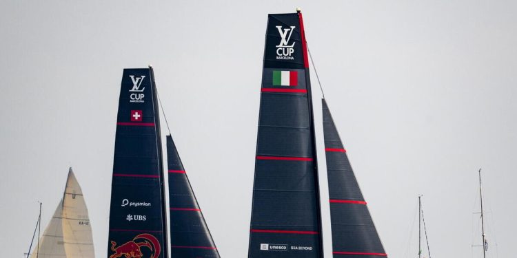 Luna Rossa nella Louis Vuitton Cup 2024 (Foto ANSA)