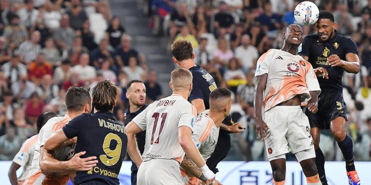 Una fase di Juventus Roma in Serie A (Foto ANSA)