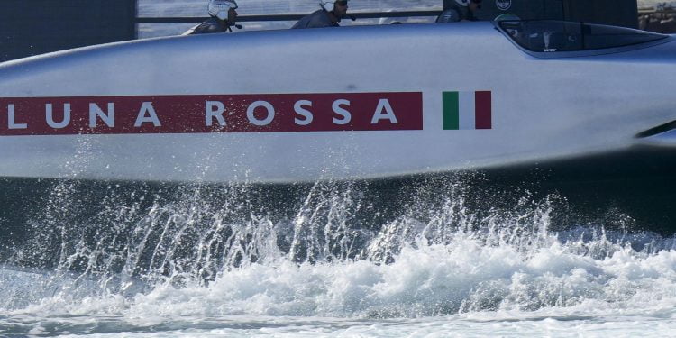 Luna Rossa Louis Vuitton Cup