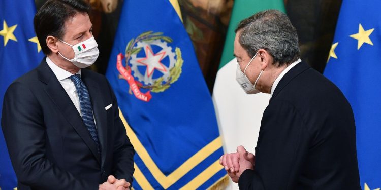 Conte e Draghi a Palazzo Chigi