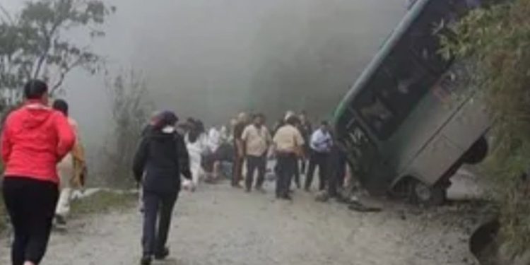 Incidente bus Perù, al Machu Picchu (screen Youtube)