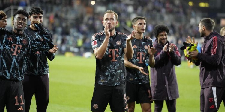 Il Bayern Monaco al termine di una partita (Foto ANSA)