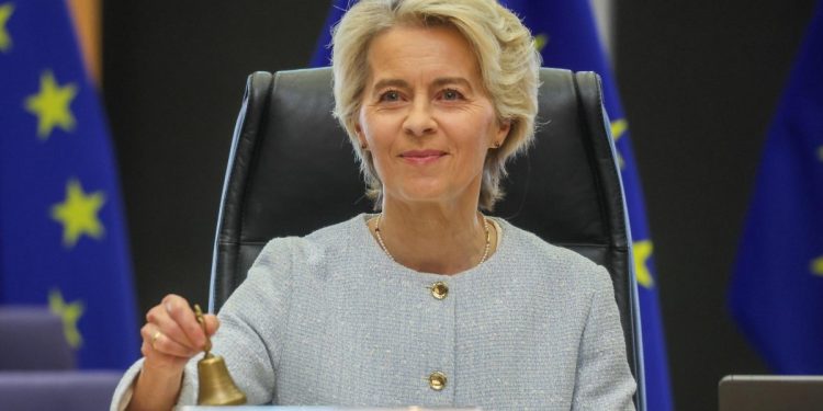 Von der Leyen, Commissione Ue