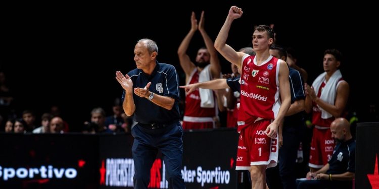 Ettore Messina e Nenad Dimitrijevic, Olimpia Milano (da facebook.com/OlimpiaMilano1936)