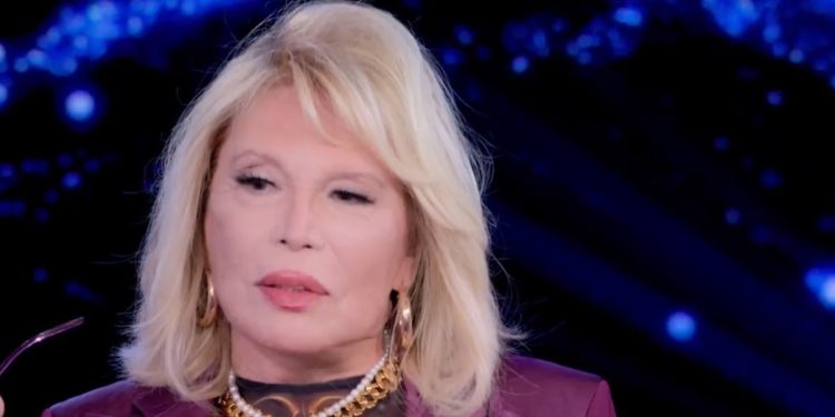 foto amanda lear verissimo