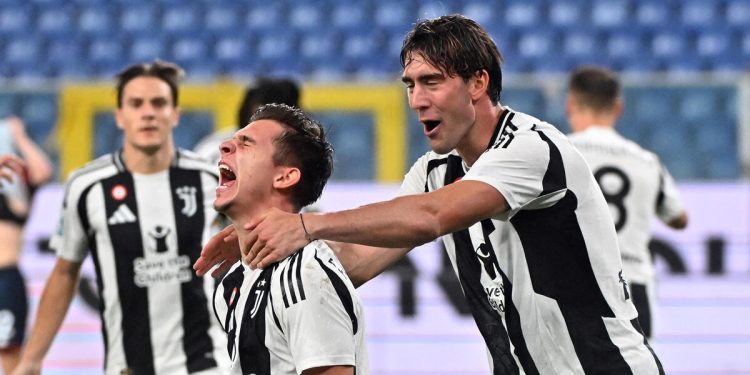 L'esultanza di Francisco Conceiçao e Dusan Vlahovic con la Juventus (Foto ANSA)