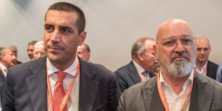 Michele De Pacale, sindaco di Ravenna (s) con Stefano Bonaccini, europarlamentare PD (Ansa)