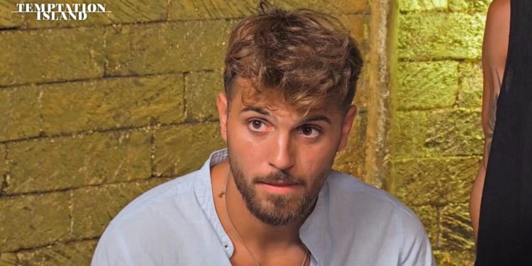 Chi è Alfonso D'Apice di Temptation Island (Screen Witty tv)