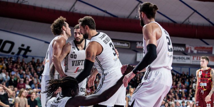 La Virtus Bologna al Taliercio di Mestre (da facebook.com/SportandoIT)