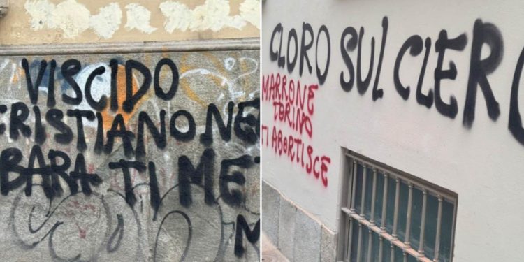 Convegno Federvita, scritte contro cristiani