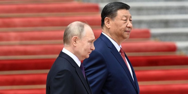 Vladimir Putin e Xi Jinping a Pechino nel maggio 2024 (Ansa)