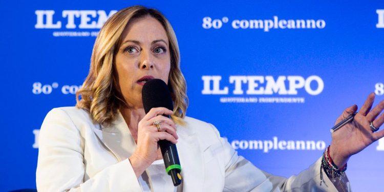 Meloni intervistata dal Tempo