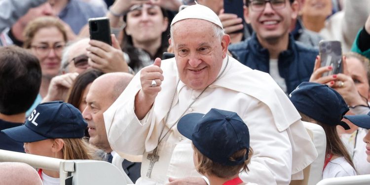 Papa Francesco, Vaticano