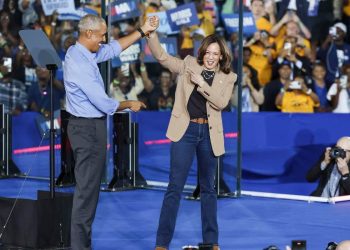 Kamala Harris con Obama, Dem Usa