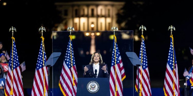 Kamala Harris, comizio dem