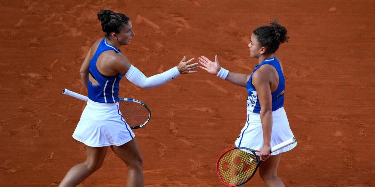 Sara Errani e Jasmine Paolini alle Olimpiadi (Foto ANSA)