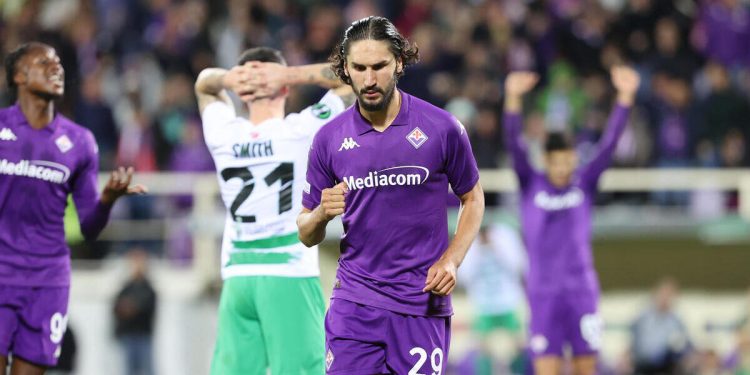 Yacine Adli con la Fiorentina (Foto ANSA)