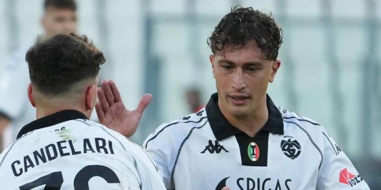 Pietro Candelari e Salvatore Esposito con lo Spezia (da facebook.com/SpeziaCalcio)